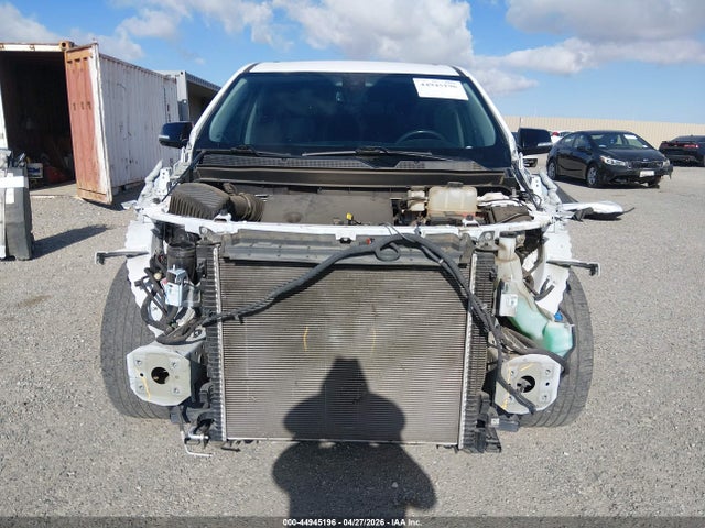 Chevrolet Traverse Premier 2019 1GNERKKW4KJ244232 Image 13