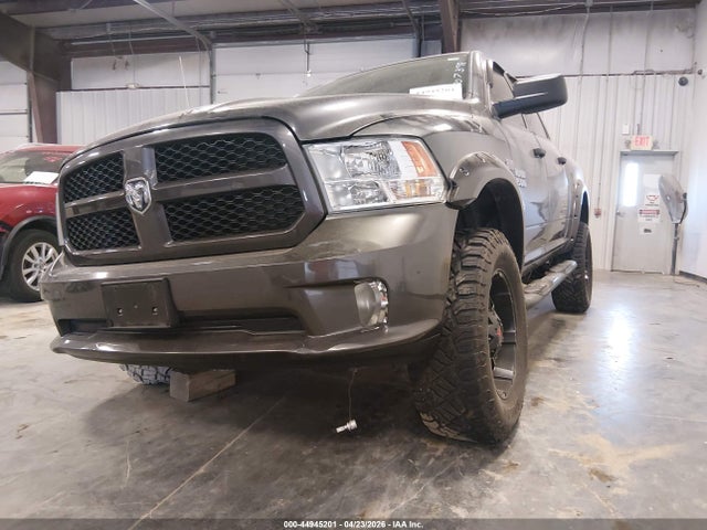 Продаж на аукціоні авто 2017 Ram 1500 Express  4x4 5'7 Box, vin: 1C6RR7KT0HS516699, номер лоту: 44945201
