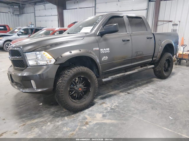 Продаж на аукціоні авто 2017 Ram 1500 Express  4x4 5'7 Box, vin: 1C6RR7KT0HS516699, номер лоту: 44945201