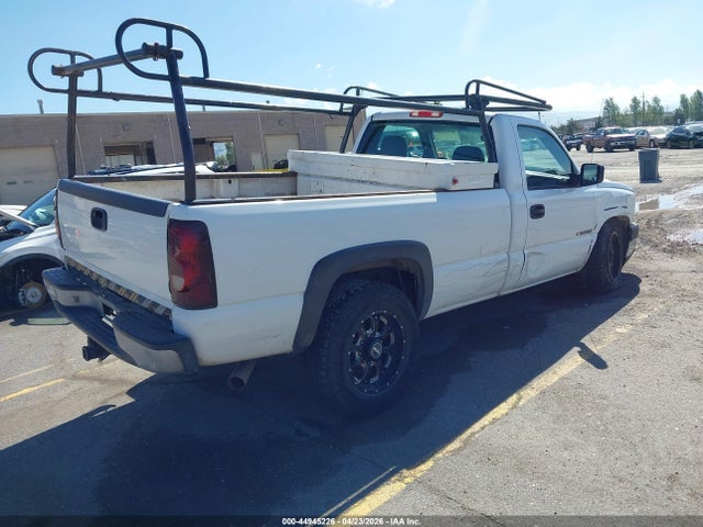 Продажа на аукционе авто 2005 Chevrolet Silverado 2500hd Work Truck, vin: 1GCHC24UX5E311674, номер лота: 44945226