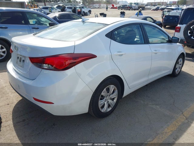 44945227 :رقم المزاد ، 5NPDH4AE8GH755986 vin ، 2016 Hyundai Elantra Se مزاد بيع