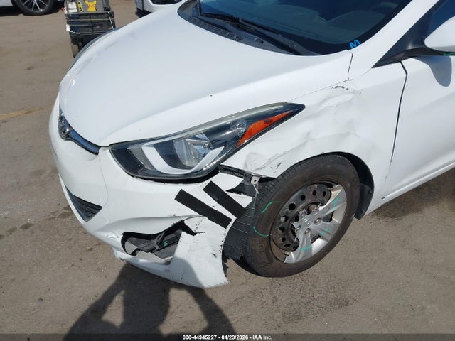 44945227 :رقم المزاد ، 5NPDH4AE8GH755986 vin ، 2016 Hyundai Elantra Se مزاد بيع