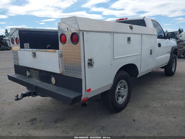 Auction sale of the 2005 Chevrolet Silverado K2500 Heavy Duty, vin: 1GBHK24U05E236166, lot number: 44945230