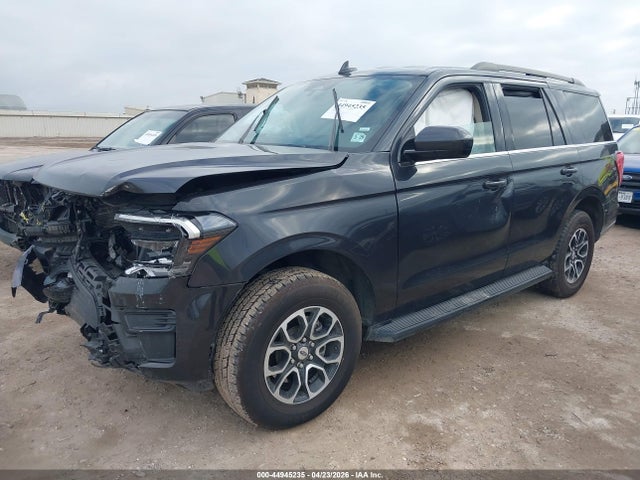 1FMJU1J85REA44672 Ford Expedition Xlt