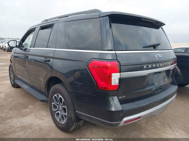 1FMJU1J85REA44672 Ford Expedition Xlt