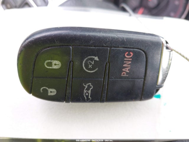 2014 Dodge Charger Sxt მანქანა იყიდება აუქციონზე, vin: 2C3CDXHG8EH338703, აუქციონის ნომერი: 44945250