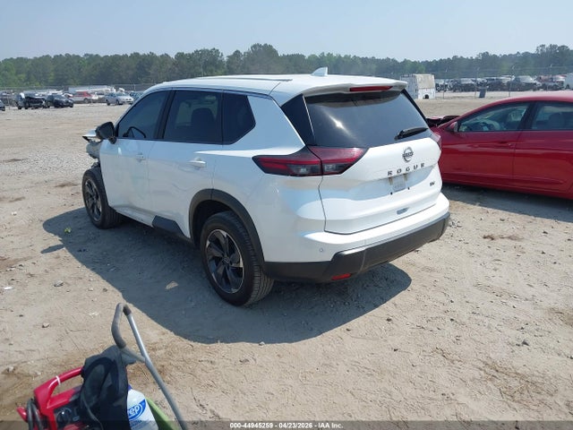 44945259 :رقم المزاد ، 5N1BT3BA0RC731994 vin ، 2024 Nissan Rogue Sv Fwd مزاد بيع