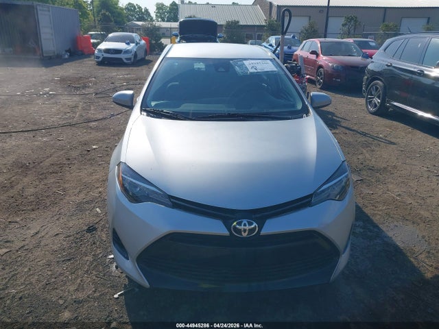 Продажа на аукционе авто 2019 Toyota Corolla Le, vin: 2T1BURHE6KC242902, номер лота: 44945286