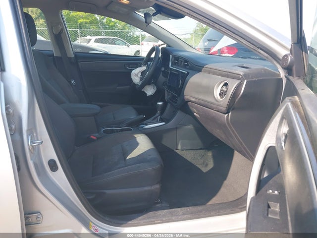 Продажа на аукционе авто 2019 Toyota Corolla Le, vin: 2T1BURHE6KC242902, номер лота: 44945286