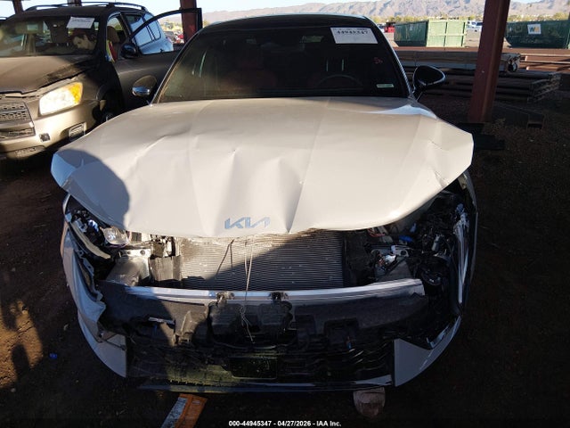 KNAG64J7XS5377924 KIA K5 Gt-line