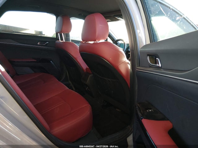 KNAG64J7XS5377924 KIA K5 Gt-line