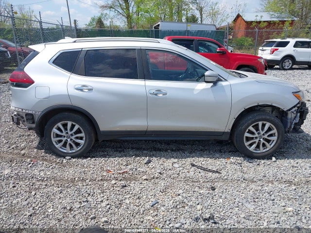 Продаж на аукціоні авто 2017 Nissan Rogue Sv, vin: KNMAT2MV6HP608640, номер лоту: 44945371
