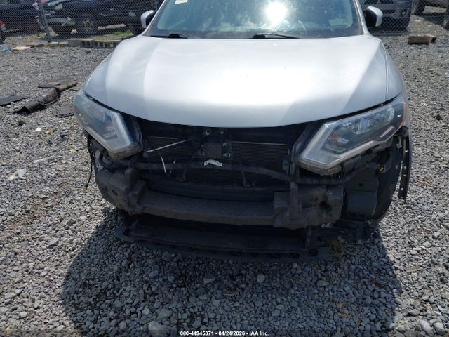 Продаж на аукціоні авто 2017 Nissan Rogue Sv, vin: KNMAT2MV6HP608640, номер лоту: 44945371