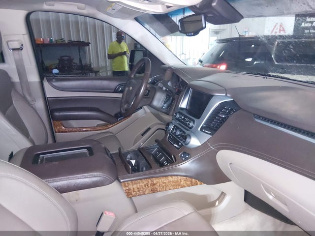 44945385 :رقم المزاد ، 1GNSKCKC0FR104401 vin ، 2015 Chevrolet Tahoe Ltz مزاد بيع