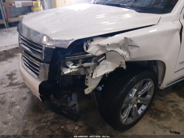 44945385 :رقم المزاد ، 1GNSKCKC0FR104401 vin ، 2015 Chevrolet Tahoe Ltz مزاد بيع