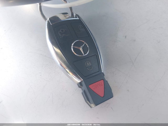44945399 :رقم المزاد ، WDDUG8FB1EA045945 vin ، 2014 Mercedes-benz S 550 4matic مزاد بيع