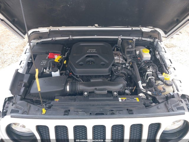44945412 :رقم المزاد ، 1C4HJXEN8MW807883 vin ، 2021 Jeep Wrangler Unlimited Sahara Altitude 4x4 مزاد بيع