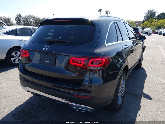 W1N0G8DB7NV337631 Mercedes-Benz Glc 300 Suv