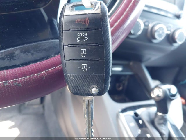 Продажа на аукционе авто 2017 Kia Forte S, vin: 3KPFL4A7XHE077529, номер лота: 44945430