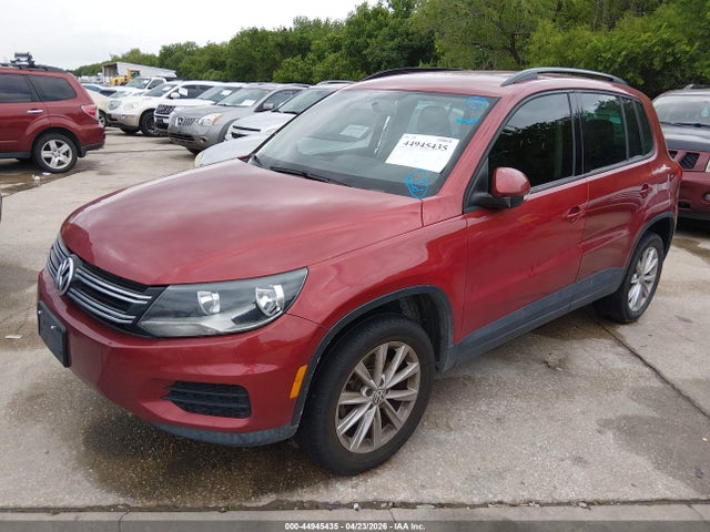 WVGBV7AX3FW073475 Volkswagen TIGUAN SE