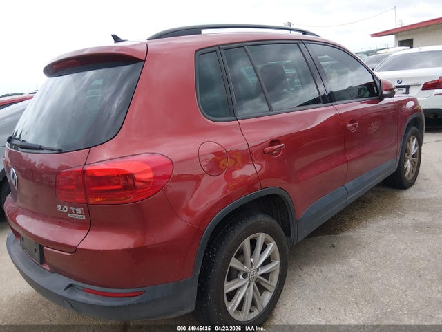 WVGBV7AX3FW073475 Volkswagen TIGUAN SE