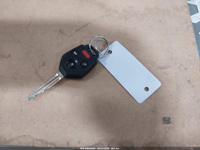 44945439 :رقم المزاد ، 4S4BSBEC6F3327779 vin ، 2015 Subaru Outback 2.5i Premium مزاد بيع