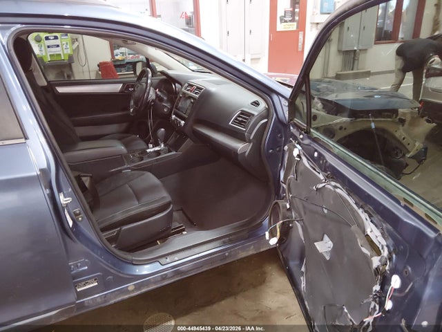 44945439 :رقم المزاد ، 4S4BSBEC6F3327779 vin ، 2015 Subaru Outback 2.5i Premium مزاد بيع