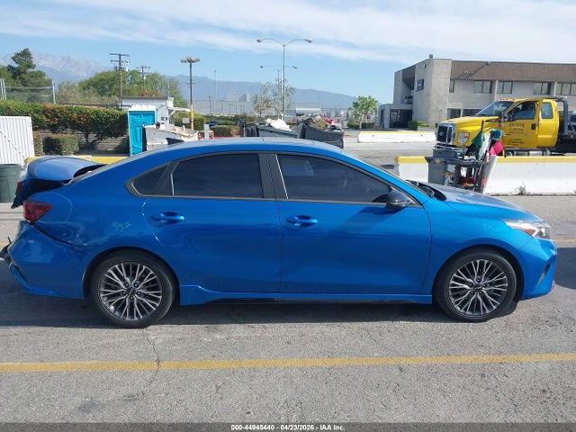 44945440 :رقم المزاد ، 3KPF54AD7PE520492 vin ، 2023 Kia Forte Gt-line مزاد بيع