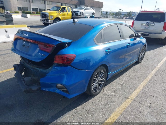44945440 :رقم المزاد ، 3KPF54AD7PE520492 vin ، 2023 Kia Forte Gt-line مزاد بيع