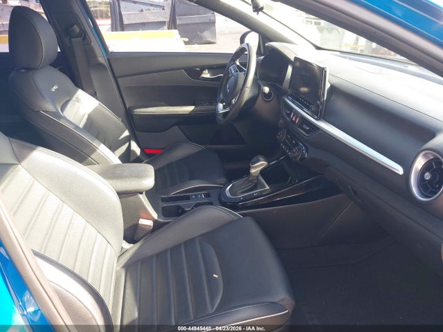 44945440 :رقم المزاد ، 3KPF54AD7PE520492 vin ، 2023 Kia Forte Gt-line مزاد بيع