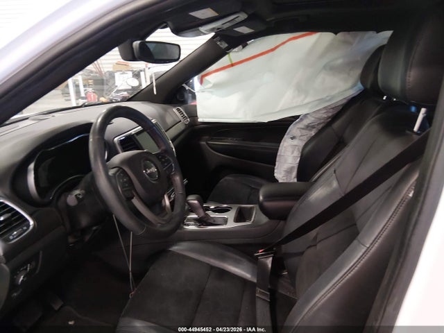 44945452 :رقم المزاد ، 1C4RJFAG8HC704251 vin ، 2017 Jeep Grand Cherokee Altitude 4x4 مزاد بيع