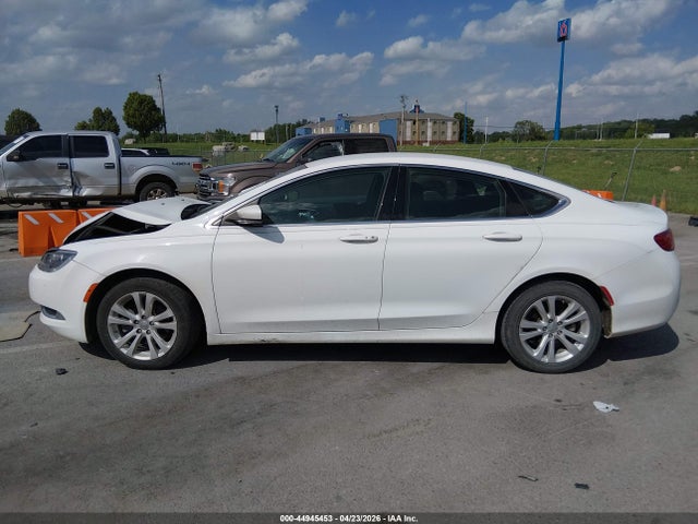 Aukcja sprzedaży 2015 Chrysler 200 Limited, vin: 1C3CCCAB8FN556062, numer aukcji: 44945453