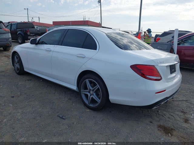 Aukcja sprzedaży 2017 Mercedes-benz E 300, vin: WDDZF4JB3HA026097, numer aukcji: 44945466
