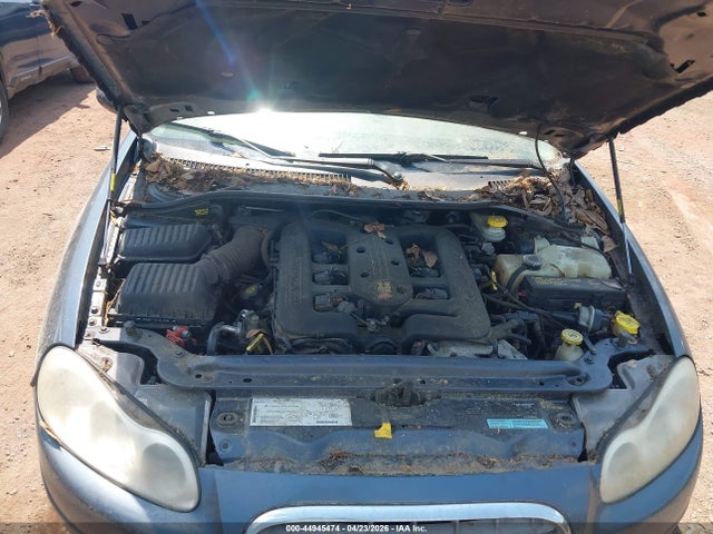 44945474 :رقم المزاد ، 2C3HC56G0YH316179 vin ، 2000 Chrysler Lhs مزاد بيع