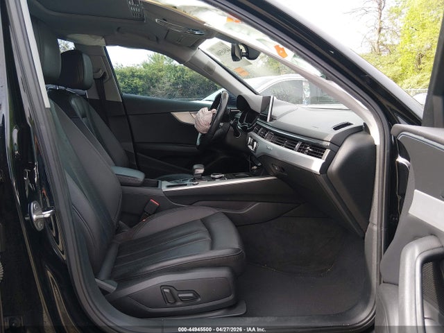 Продаж на аукціоні авто 2017 Audi A4 2.0t Premium, vin: WAUENAF42HN008992, номер лоту: 44945500