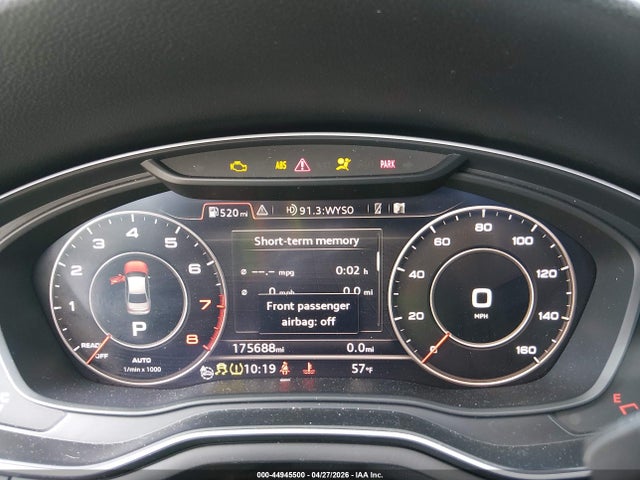 Продаж на аукціоні авто 2017 Audi A4 2.0t Premium, vin: WAUENAF42HN008992, номер лоту: 44945500