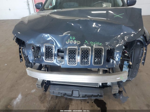 44945505 :رقم المزاد ، 1C4PJMLB7KD418020 vin ، 2019 Jeep Cherokee Latitude Plus 4x4 مزاد بيع
