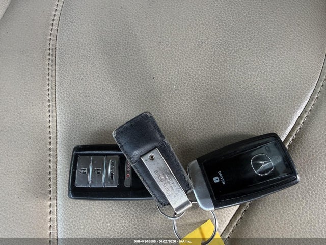 44945506 :رقم المزاد ، 5J8TC2H39KL041227 vin ، 2019 Acura Rdx Standard مزاد بيع