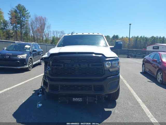 Продажа на аукционе авто 2024 Ram 2500 Tradesman  4x4 6'4 Box, vin: 3C6UR5CJ5RG126900, номер лота: 44945522