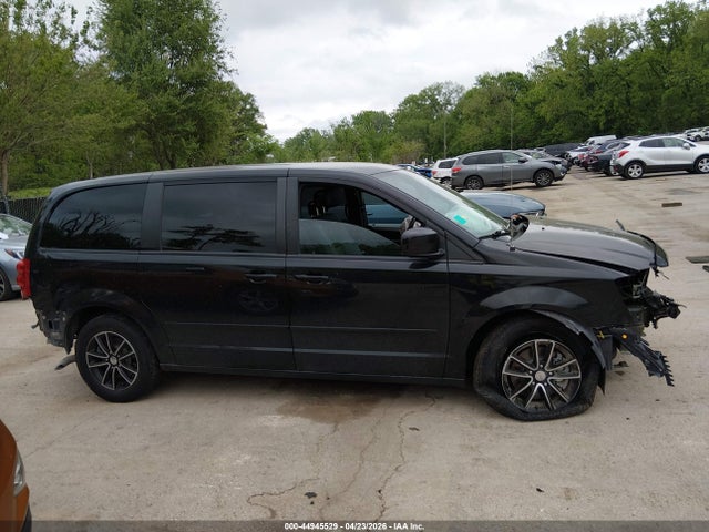 2017 Dodge Grand Caravan Gt მანქანა იყიდება აუქციონზე, vin: 2C4RDGEG5HR597089, აუქციონის ნომერი: 44945529