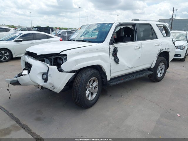 44945554 :رقم المزاد ، JTEMU5JR4N6051730 vin ، 2022 Toyota 4runner Sr5 مزاد بيع