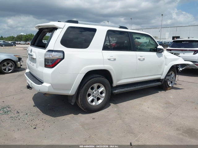44945554 :رقم المزاد ، JTEMU5JR4N6051730 vin ، 2022 Toyota 4runner Sr5 مزاد بيع