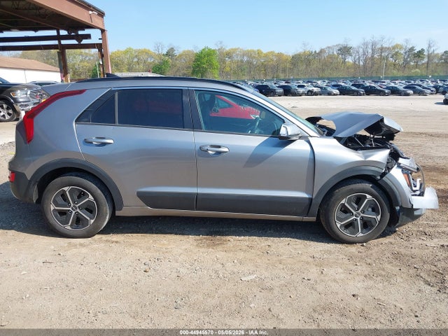 2023 Kia Niro Ex მანქანა იყიდება აუქციონზე, vin: KNDCR3LE6P5056923, აუქციონის ნომერი: 44945570
