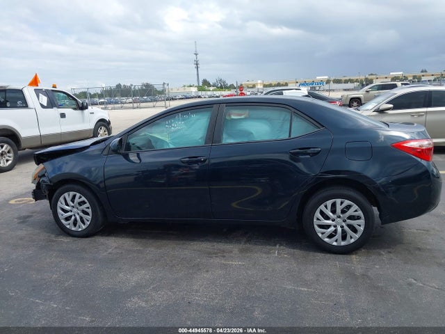 Aukcja sprzedaży 2018 Toyota Corolla Le, vin: 5YFBURHE3JP849645, numer aukcji: 44945578