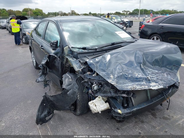 Aukcja sprzedaży 2018 Toyota Corolla Le, vin: 5YFBURHE3JP849645, numer aukcji: 44945578