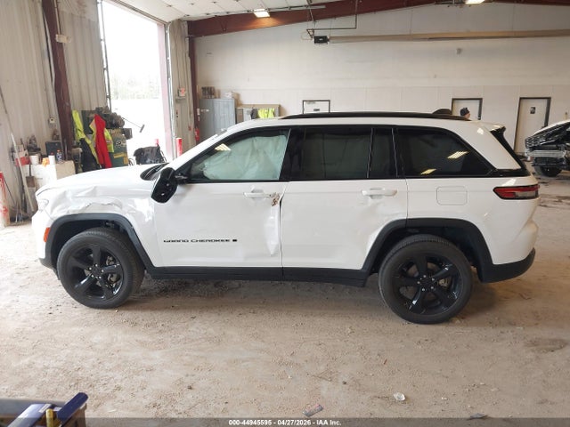 2023 Jeep Grand Cherokee Altitude 4x4 მანქანა იყიდება აუქციონზე, vin: 1C4RJHAG5PC541231, აუქციონის ნომერი: 44945595