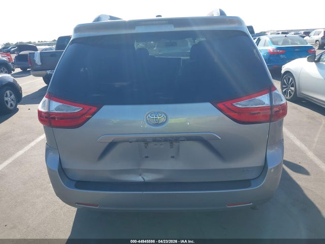 Aukcja sprzedaży 2015 Toyota Sienna Le 8 Passenger, vin: 5TDKK3DC8FS657725, numer aukcji: 44945598