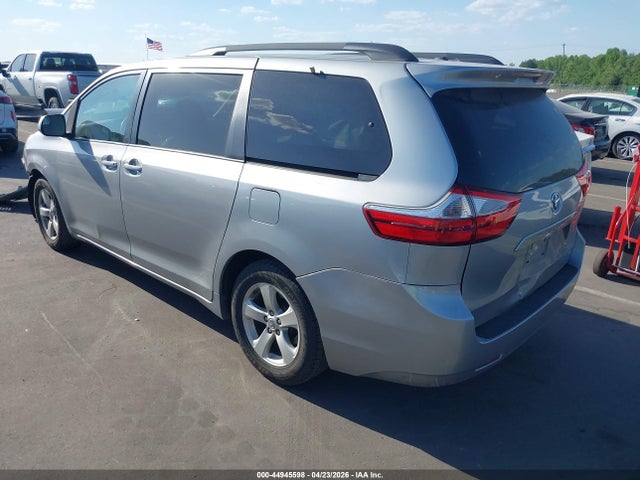 Aukcja sprzedaży 2015 Toyota Sienna Le 8 Passenger, vin: 5TDKK3DC8FS657725, numer aukcji: 44945598