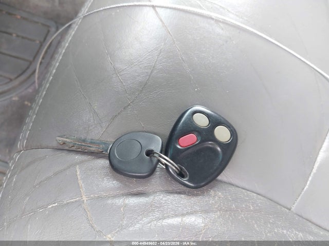 44945602 :رقم المزاد ، 1GNEC13T15R123759 vin ، 2005 Chevrolet Tahoe Lt مزاد بيع