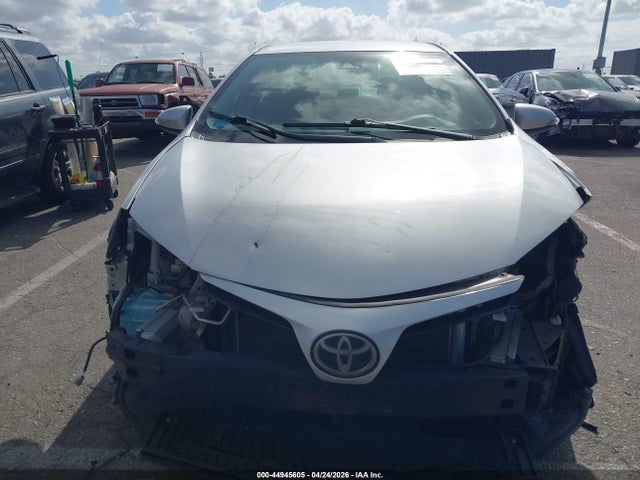 Toyota COROLLA SE 2018 5YFBURHE4JP794543 Image 13